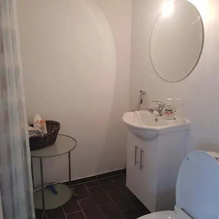 1 With Private Bath Allingåbro